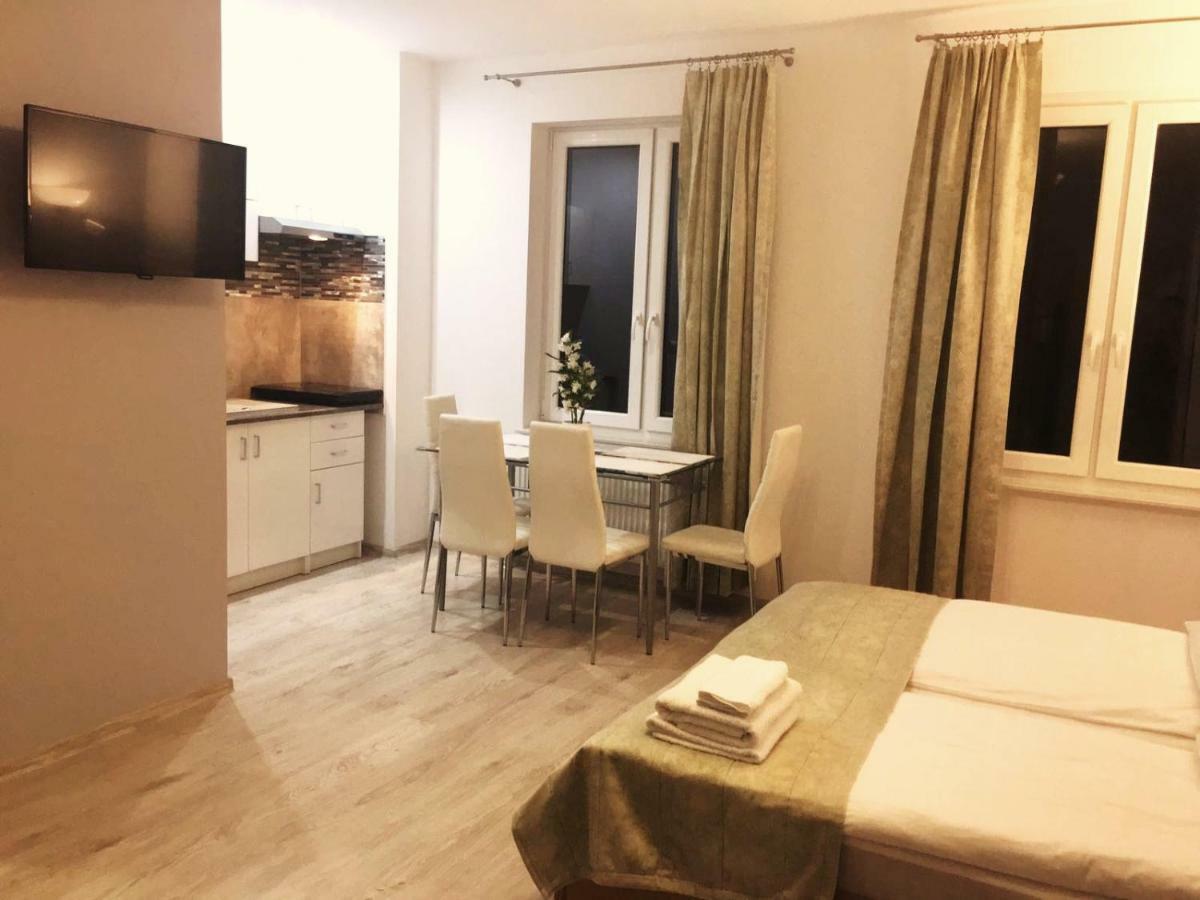Nad Stawami Apartamento Zwartowko Exterior foto